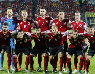 Vëllezërit Xhaka mund të luajnë kundër njëri-tjetrit