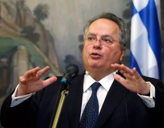Mediet greke: “Zbor” shqiptar në planet e Kotzias