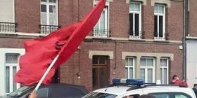 Polici francez habit tifozët shqiptar, ja çfarë u tregon (Foto)