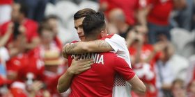Granit Xhaka dhe Taulant Xhaka janë takuar në nxehje para ndeshjes Shqipëri – Zvicër