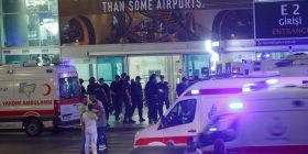 28 të vrarë, 60 të plagosur nga sulmi në aeroportin e Stambollit (Foto)