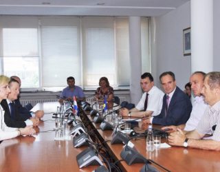 Universiteti i Zagrebit i gatshëm për të ndihmuar Universitetin e Prishtinës