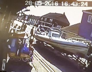Si u trafikuan 18 emigrantët shqiptarë drejt Anglisë (Video)