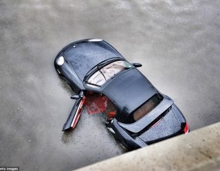 I pasuri e braktis Porsche-n, i varfri nuk e lë triçiklin (Foto)