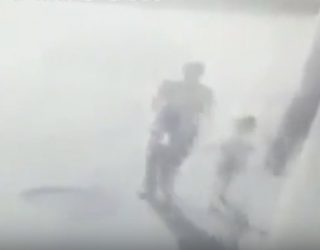 Publikohet videoja ku shkelen Almiri 4-vjeçar dhe familja e tij (Video, 18+)