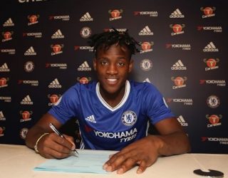 Batshuayi zyrtarisht te Chelsea për 40 mln Euro
