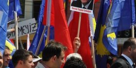 Pse kosovarët kanë “dashuri” të madhe për Erdoganin?