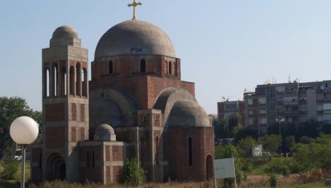 Në kampusin e UP-së fillojnë gërmimet për varrezë masive