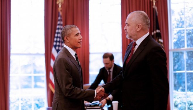 Rama:Nuk kam paguar para për foton me Obamën