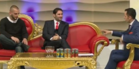 Te Shpetim Desku vijnë Hoxhë Elvis Naçi dhe Gold AG (Video)