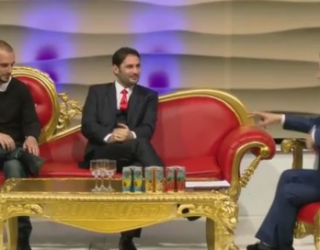 Te Shpetim Desku vijnë Hoxhë Elvis Naçi dhe Gold AG (Video)