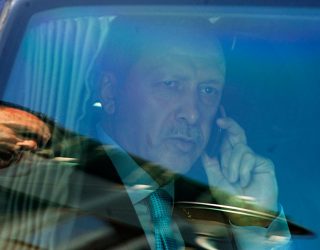 The Washington Post godet Erdoganin: Po e organizon grushtin tënd politik