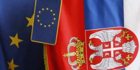 Ambasadorët e BE-së miratojnë hapjen e kapitujve me Serbinë