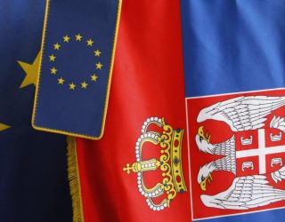 Ambasadorët e BE-së miratojnë hapjen e kapitujve me Serbinë