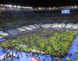 Sulme terroriste në Paris para ndeshjes Islandë-Francë?