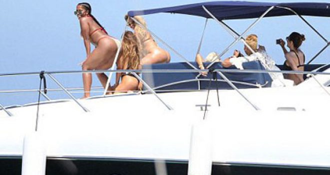 Në Meksikë me Daphne Joy dhe shoqet e saj tregojt të pasmet (Foto)