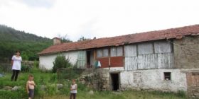 Lipa, fshati shqiptar në veri që mundohet të mos shuhet