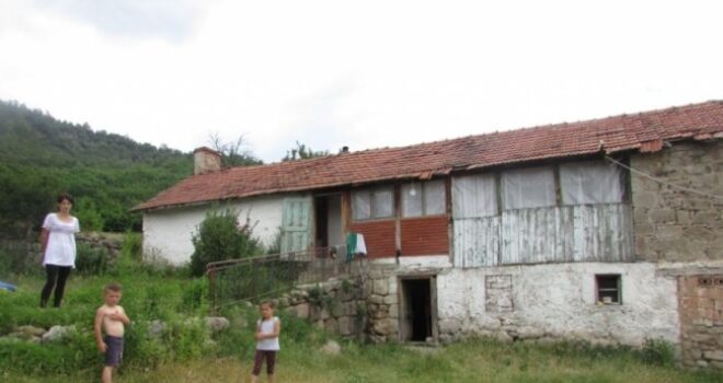 Lipa, fshati shqiptar në veri që mundohet të mos shuhet