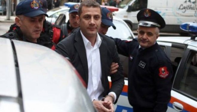 Sekuestrohet pasuria e Mark Frrokut