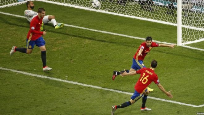 Nolito zyrtarizohet në Manchester City
