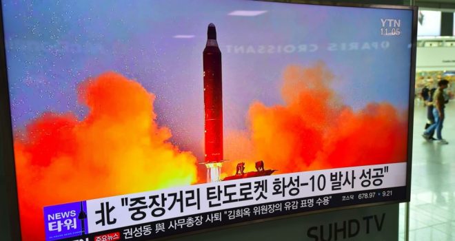 Koreja e Veriut: Lansimi i ri i raketës bërthamore duket se ka dështuar
