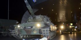 Historia përsërit vetveten (Foto)