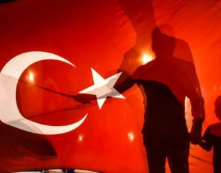 Erdogan: Për tradhëtarët, ndoshta dënim me vdekje