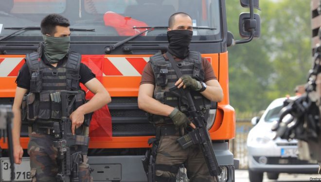 Turqia arrestoi 103 gjeneralë e admiralë