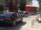 Vetëvendosje sulmon me ngjyrë veturën e ministrit Hyseni (Video)