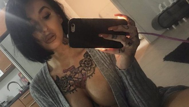 Pornostarja i heq të gjitha… për shqiptarët (Foto+18)