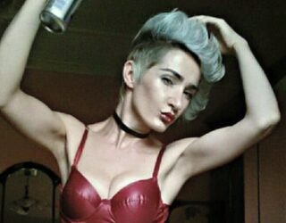 Aktori Nelson Sejdiu mahnitet nga modelja Arjeta Palushaj (Foto)