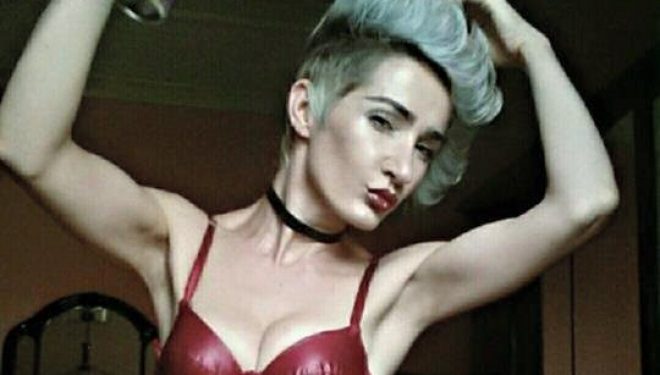 Aktori Nelson Sejdiu mahnitet nga modelja Arjeta Palushaj (Foto)