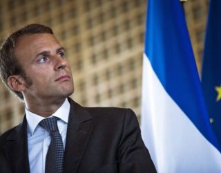 Jep dorëheqje ministri i Ekonomisë i Francës