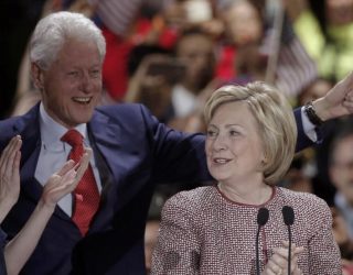 Clintonët fituan 10 milionë dollarë në 2015, paguan 43 për qind në taksa