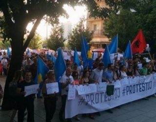 Vazhdon marshi protestues kundër “Pronto 11”