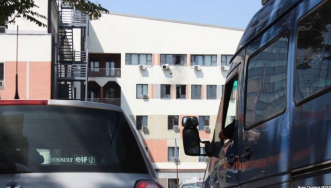 Ende nuk dihen autorët e sulmit mbi ndërtesën e Kuvendit