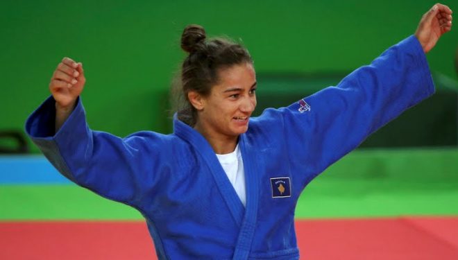 Majlinda Kelmendi shkruan historin e sportit Kosovar (Video)
