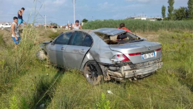 Aksidenti në Velipojë, identifikohen 2 shqiptarët dhe italiani që ranë në kanal / FOTO
