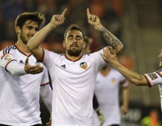 Valencia shokon Barcelonën për Alcacern