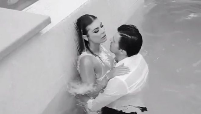 Prapaskenat e setit hot të Angela Martinit me të dashurin rumun (VIDEO)