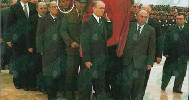“Ne, atletët që bënim prova me arkivolin e Enver Hoxhës” (Foto)