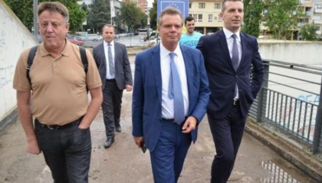 Biznesi i “bashkon” shqiptarët dhe serbët e Mitrovicës