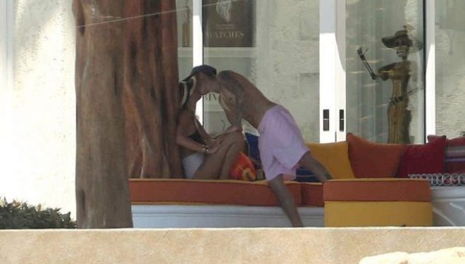 Qe qysh e feston 18-vjetorin e dashura e Justin Bieber (Foto)