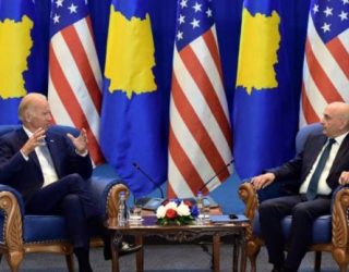 Biden ‘shuplakë’ Qeverisë për korrupsionin