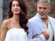 George Clooney rrezaton pranë gruas së tij (Foto)