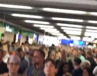 Evakuohet Aeroporti i Frankfurtit pas alarmit për bombë