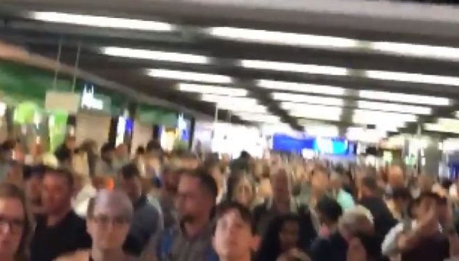 Evakuohet Aeroporti i Frankfurtit pas alarmit për bombë