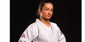 Galatasaray e Uron Majlinda Kelmendin (Foto)