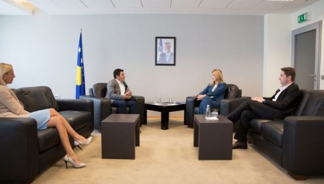 Ministrja Hoxha kërkon të merren veprime për personat që përdorën dhunë javëve të fundit