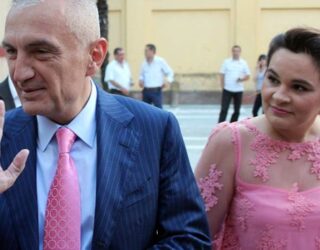 Pushimet e Ilir Metës e Monika Kryemadhit (Foto)